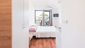 Unclassified image, 4 of 38, button - Delightful Apartment in Posedarje With Balcony (Posedarje)