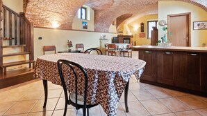 Unclassified image, 3 of 40, button - Homely Apartment in Frazione Sessant in Monferrato Area With Garden (Asti)