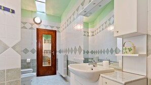Unclassified image, 4 of 40, button - Homely Apartment in Frazione Sessant in Monferrato Area With Garden (Asti)
