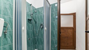 Bathroom - Welcoming Apartment in Sapri near Sea (Sapri)
