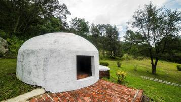 Área de juegos infantiles al aire libre