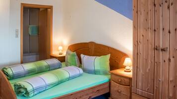 Apartment | 1 bedroom, individually furnished, bed sheets