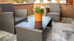 Balcony - Cosy Villa in Konigs Wusterhausen OT Niederlehme With Garden (Königs Wusterhausen)