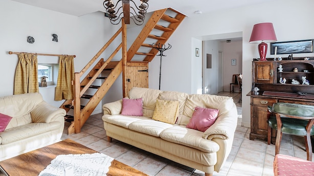 Living room - Quaint Holiday Home in Chapelle Neuve With Swimming Pool (La Chapelle-Neuve)