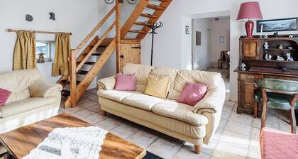 Quaint Holiday Home in Chapelle Neuve With Swimming Pool