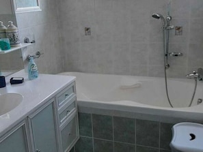 Nhà | Phòng tắm | Vòi sen/bồn tắm kết hợp 