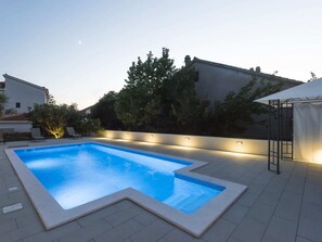 Villa | Pool - Seaside Villa in Zadar With Swimming Pool (Zadar)