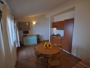 Living room - Beautiful Holiday Home in Costa Paradiso Near Sea (Trinità d'Agultu e Vignola)