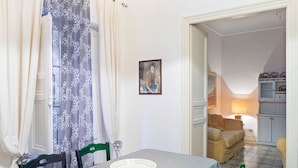 Dining - Cozy Holiday Home in Castellammare del Golfo near Sea (Castellammare del Golfo)