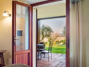 Reception - Spacious Holiday Home in Castiglione del Lago With Pool (Castiglione del Lago)