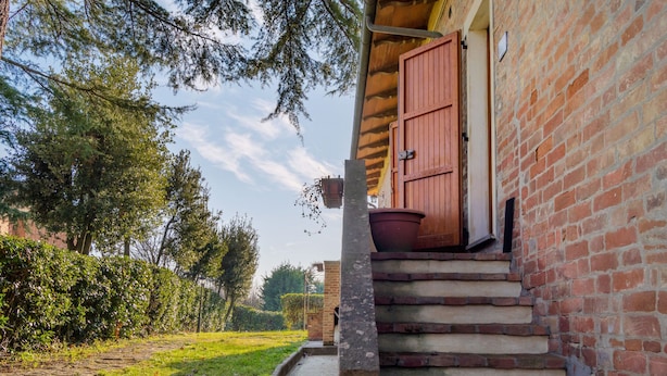 Unclassified image, 1 of 31, button - Pleasing Holiday Home in Castiglione del Lago With Swimming Pool (Castiglione del Lago)