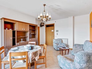 Apartment | Living room