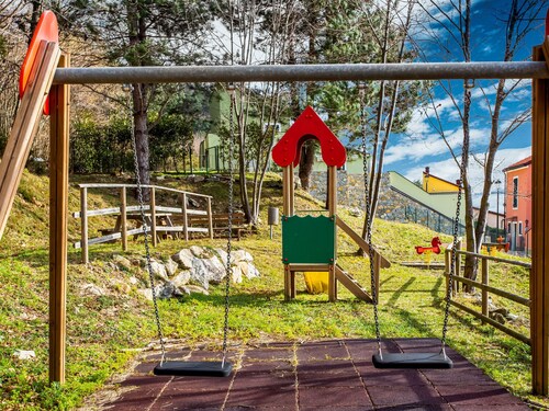 Boutique Holiday Home in Magliolo With Swimming Pool