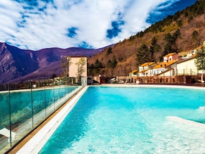 Outdoor pool - Boutique Holiday Home in Magliolo With Swimming Pool (Magliolo)