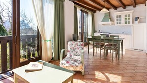 Dining - Beautiful Holiday Home in Gargnano With Garden (Gargnano)