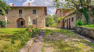 Apartment | Exterior