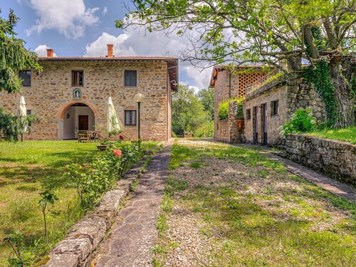 A Vineyard Apartment Retreat