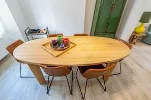 Rumah | Tempat makan