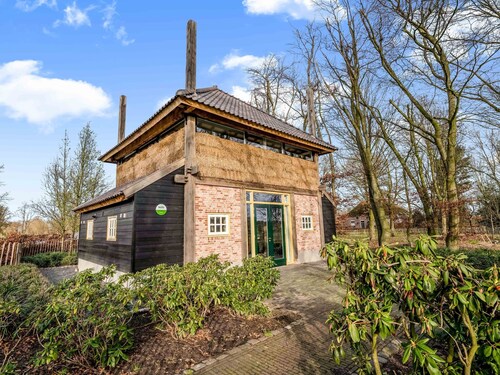 Pleasant Holiday Home in the Brabant Village of Zeeland wit Garden