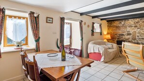 Unclassified image, 5 of 27, button - Graceful Holiday Home in La Chapelle-neuve With Swimming Pool (La Chapelle-Neuve)