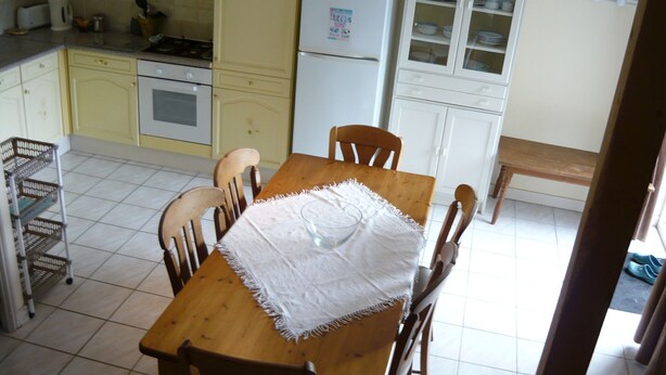 Dining - Blissful Holiday Home in Chapelle Neuve With Swimming Pool (La Chapelle-Neuve)