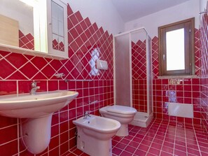 Bathroom - Apartment in Trinita D'agultu e Vignola (Trinità d'Agultu e Vignola)