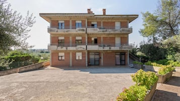 Apartment | Exterior