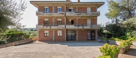 Apartment | Exterior