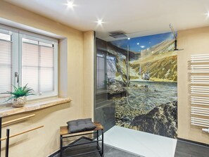 Apartment | Bathroom