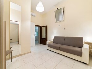 Living room - Dandy Holiday Home in Castellammare di Stabia near Sea (Ladispoli)