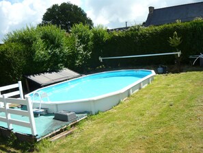 Outdoor pool - Graceful Holiday Home in Chapelle Neuve With Swimming Pool (La Chapelle-Neuve)
