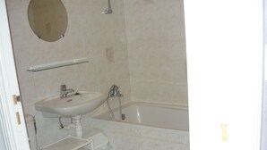 Unclassified image, 4 of 29, button - Graceful Holiday Home in Chapelle Neuve With Swimming Pool (La Chapelle-Neuve)