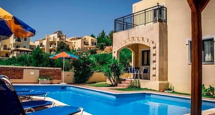 Cosy Holiday Home in Piscopiano With Private Pool