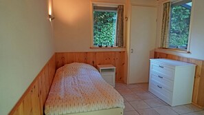 Bungalow | 4 bedrooms, individually furnished, bed sheets - Terrace Apartment With Lush Garden (Epe)