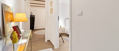 Casa | 2 dormitorios, mobiliario individual, ropa de cama