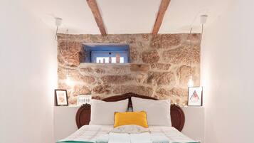 House | 2 bedrooms, individually furnished, bed sheets