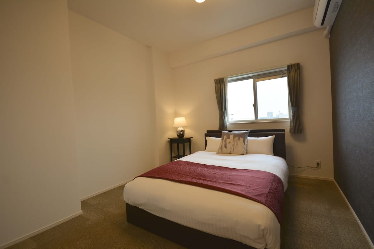 Soundproofing, iron/ironing board, free WiFi, bed sheets