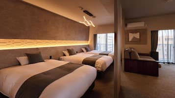 Superior Suite | Soundproofing, iron/ironing board, free WiFi, bed sheets