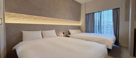 Suite estándar | Sistema de insonorización, tabla de planchar con plancha, wifi gratis