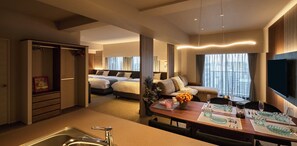 Suíte luxo | Quartos à prova de som, ferros/tábuas de passar roupa, Wi-Fi de cortesia