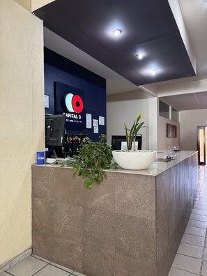 Reception - Hotel Marney Aguascalientes (Aguascalientes)