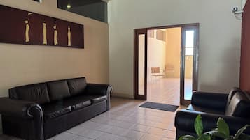 Sala de estar en el lobby