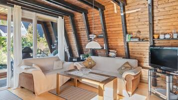 House | Living room