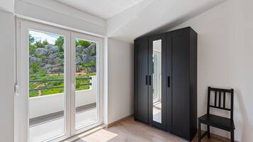 Villa | Living room | Fireplace