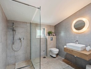Villa | Bathroom - Bonaventura - Countryside Villa near Split with Private Pool (Muc)