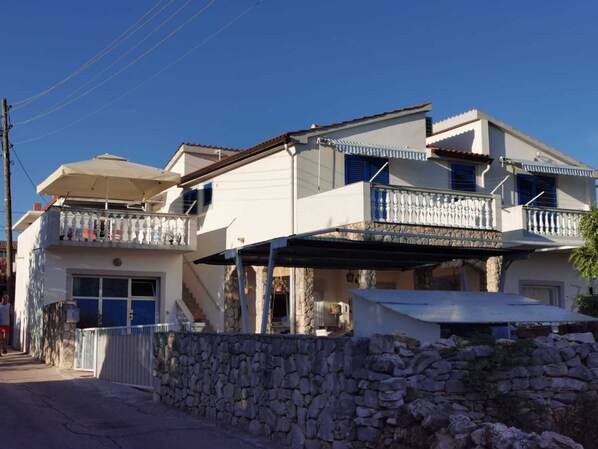 Apartment | Exterior