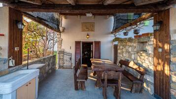 House | Balcony