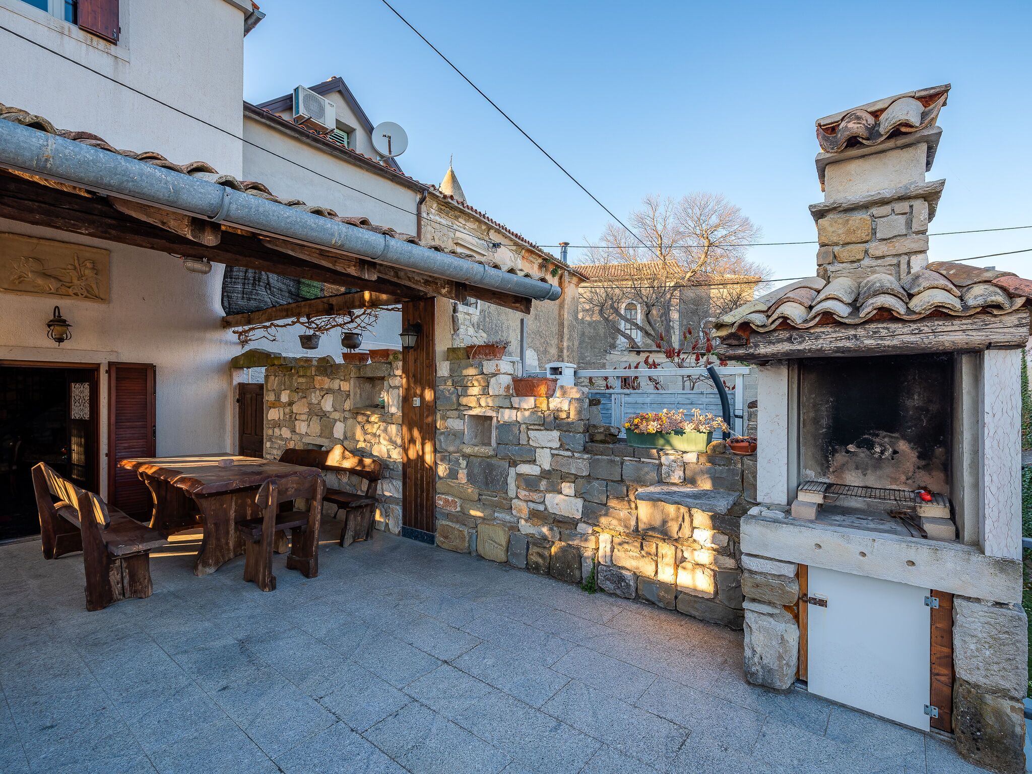 House | Balcony