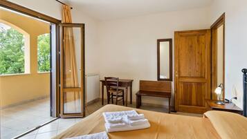 3 bedrooms, individually furnished, bed sheets