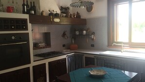 Villa | Eigene Küche | Kühlschrank, Mikrowelle, Ofen